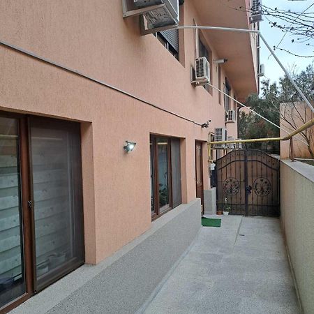 Apartamento Calea Crangasi Bucarest Exterior foto
