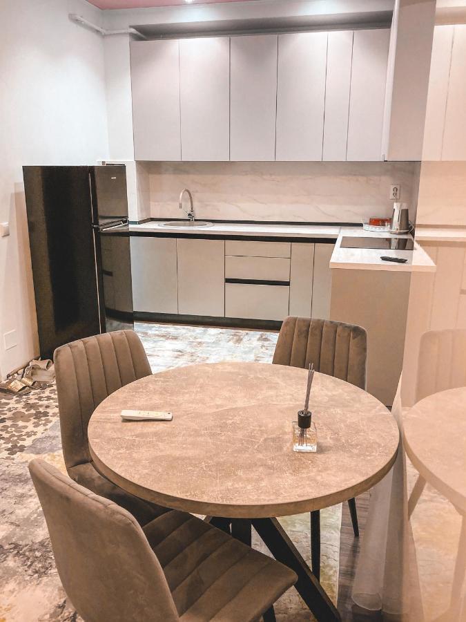 Apartamento Calea Crangasi Bucarest Exterior foto