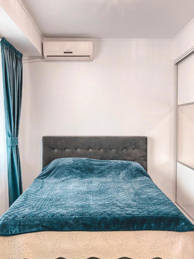 Apartamento Calea Crangasi Bucarest Exterior foto