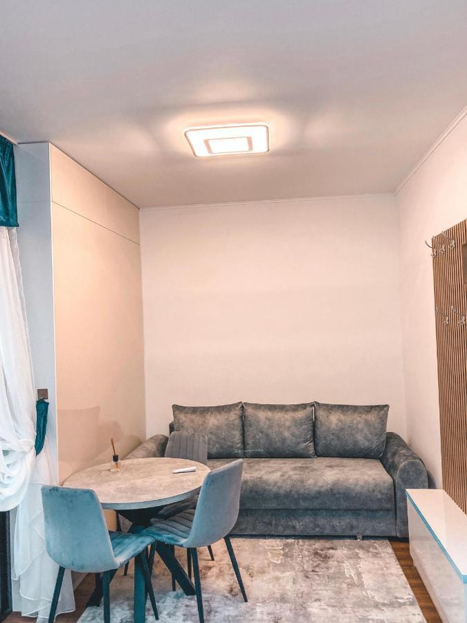 Apartamento Calea Crangasi Bucarest Exterior foto